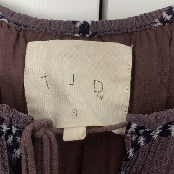 Bohemian Off the Shoulder Long Sleeve Romper - The Jetset Diaries - Picture 9 of 9